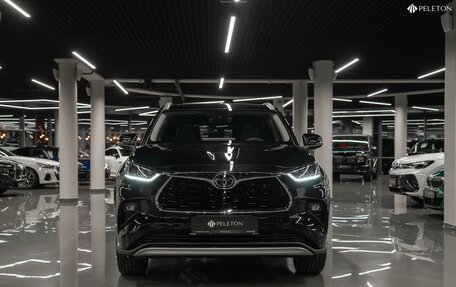 Toyota Highlander, 2025 год, 5 600 000 рублей, 3 фотография