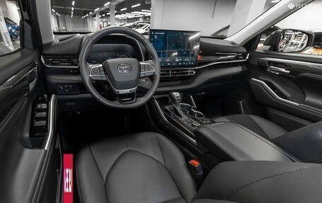 Toyota Highlander, 2025 год, 5 600 000 рублей, 7 фотография