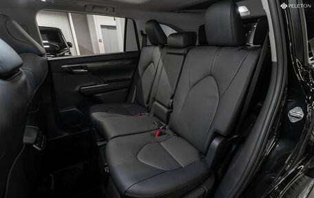 Toyota Highlander, 2025 год, 5 600 000 рублей, 14 фотография