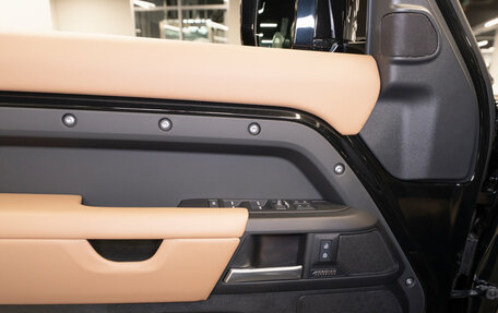 Land Rover Defender II, 2025 год, 16 500 000 рублей, 24 фотография