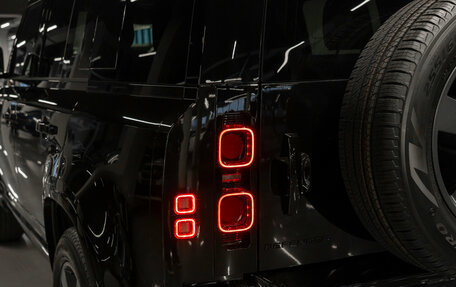 Land Rover Defender II, 2025 год, 16 500 000 рублей, 34 фотография