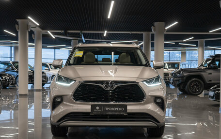 Toyota Highlander, 2025 год, 5 700 000 рублей, 3 фотография