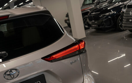 Toyota Highlander, 2025 год, 5 700 000 рублей, 33 фотография