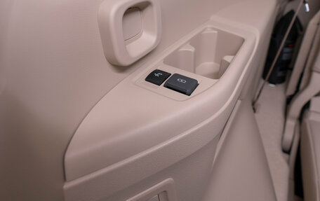 Toyota Land Cruiser, 2025 год, 15 725 000 рублей, 19 фотография