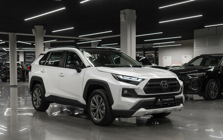 Toyota RAV4, 2025 год, 4 125 000 рублей, 2 фотография