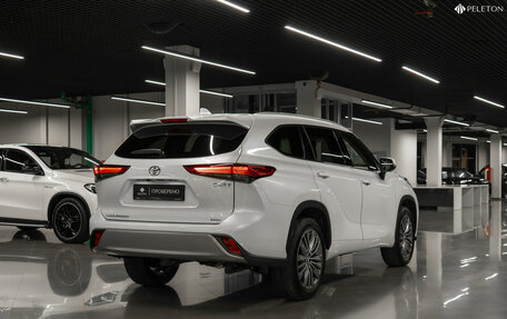 Toyota Highlander, 2025 год, 5 530 000 рублей, 4 фотография