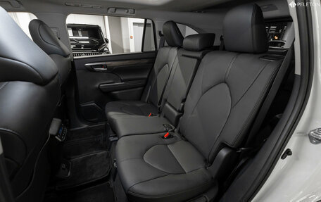 Toyota Highlander, 2025 год, 5 530 000 рублей, 13 фотография