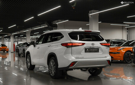 Toyota Highlander, 2025 год, 5 530 000 рублей, 5 фотография