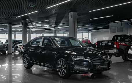 Skoda Superb III рестайлинг, 2025 год, 3 350 000 рублей, 2 фотография