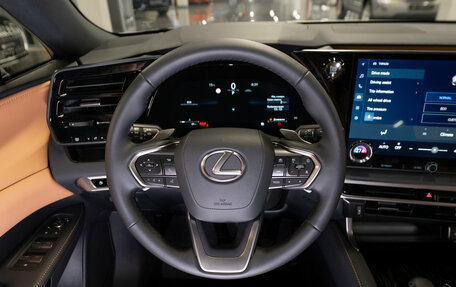 Lexus RX IV рестайлинг, 2025 год, 7 800 000 рублей, 11 фотография