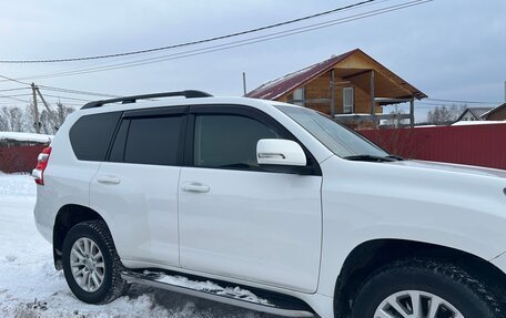 Toyota Land Cruiser Prado 150 рестайлинг 2, 2014 год, 3 390 000 рублей, 2 фотография