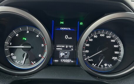 Toyota Land Cruiser Prado 150 рестайлинг 2, 2014 год, 3 390 000 рублей, 8 фотография