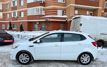 KIA Rio III рестайлинг, 2015 год, 985 000 рублей, 10 фотография