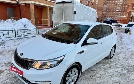 KIA Rio III рестайлинг, 2015 год, 985 000 рублей, 3 фотография