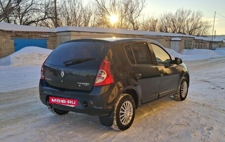 Renault Sandero I, 2013 год, 395 000 рублей, 3 фотография