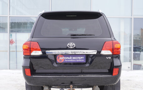 Toyota Land Cruiser 200, 2010 год, 2 540 000 рублей, 6 фотография