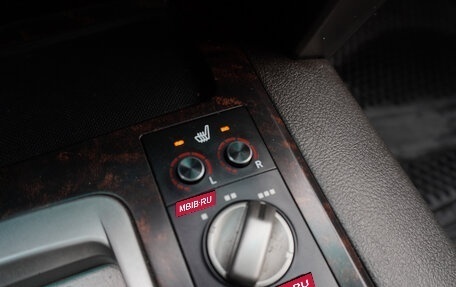 Toyota Land Cruiser 200, 2010 год, 2 540 000 рублей, 17 фотография