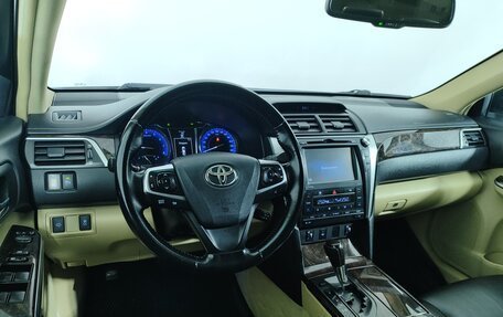 Toyota Camry, 2015 год, 1 999 000 рублей, 11 фотография