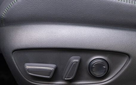 Toyota RAV4, 2025 год, 4 150 000 рублей, 16 фотография