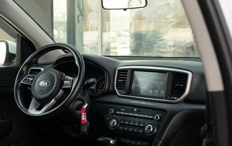 KIA Sportage IV рестайлинг, 2021 год, 2 650 000 рублей, 10 фотография