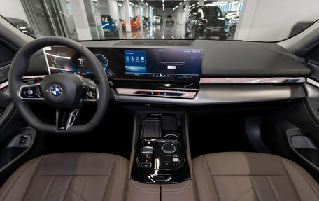 BMW 5 серия, 2025 год, 8 600 000 рублей, 8 фотография