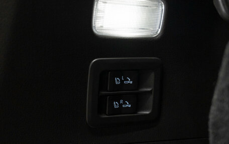 Toyota Land Cruiser, 2025 год, 14 500 000 рублей, 34 фотография