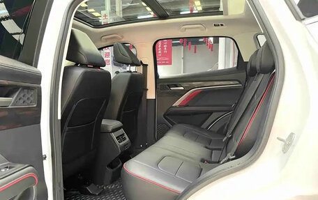 Haval H6, 2023 год, 1 400 000 рублей, 13 фотография