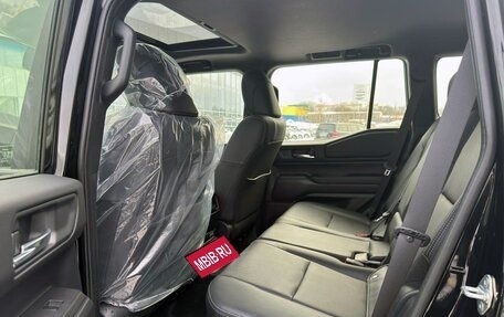 Toyota Land Cruiser Prado, 2024 год, 10 705 000 рублей, 4 фотография