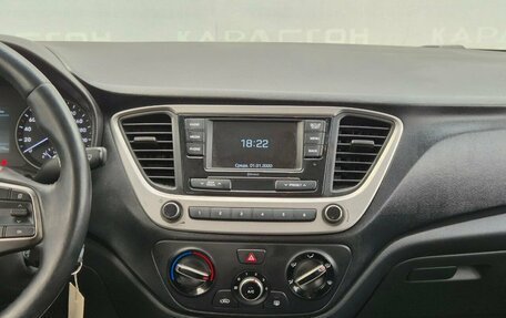 Hyundai Solaris II рестайлинг, 2017 год, 1 119 000 рублей, 10 фотография