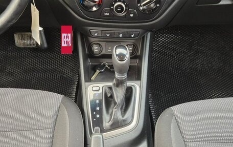 Hyundai Solaris II рестайлинг, 2017 год, 1 119 000 рублей, 11 фотография