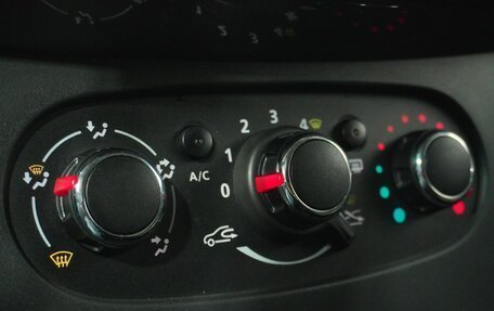 Renault Sandero II рестайлинг, 2021 год, 1 280 000 рублей, 13 фотография