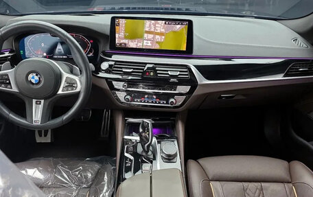 BMW 5 серия, 2023 год, 5 320 000 рублей, 6 фотография