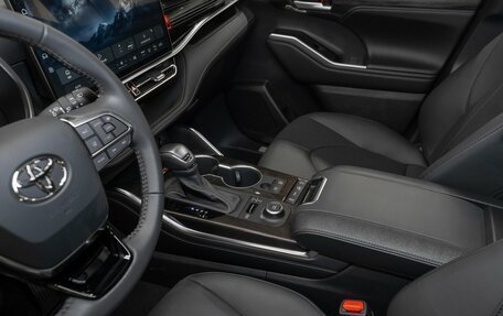 Toyota Highlander, 2025 год, 5 850 000 рублей, 19 фотография