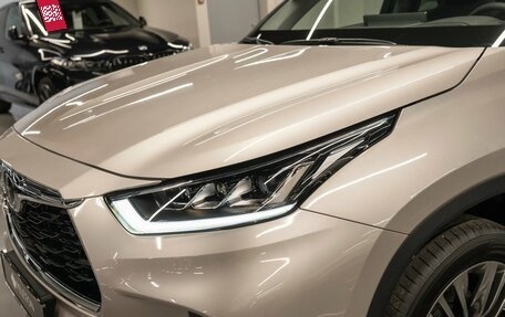 Toyota Highlander, 2025 год, 5 850 000 рублей, 29 фотография