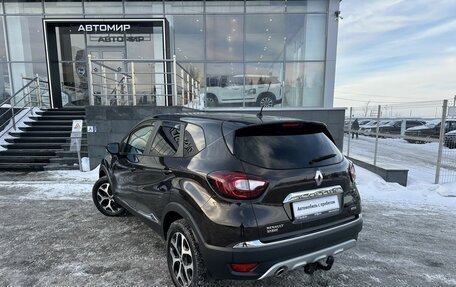 Renault Kaptur I рестайлинг, 2017 год, 1 650 000 рублей, 7 фотография