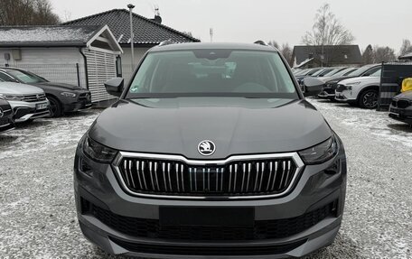 Skoda Kodiaq I, 2023 год, 3 300 000 рублей, 2 фотография