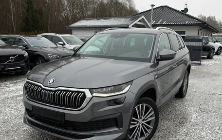 Skoda Kodiaq I, 2023 год, 3 300 000 рублей, 3 фотография