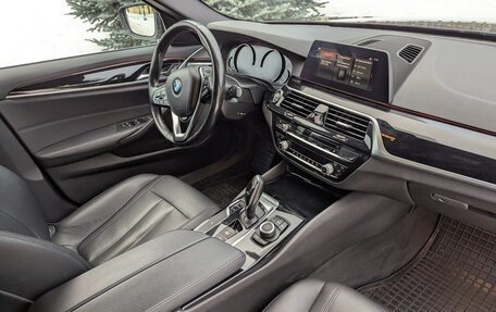 BMW 5 серия, 2019 год, 2 500 000 рублей, 10 фотография