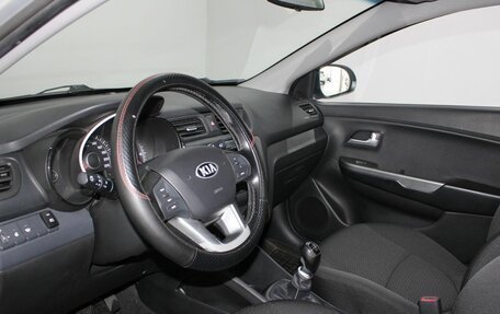 KIA Rio III рестайлинг, 2014 год, 999 900 рублей, 8 фотография