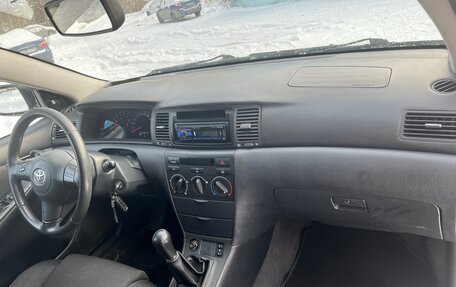Toyota Corolla, 2005 год, 670 000 рублей, 11 фотография
