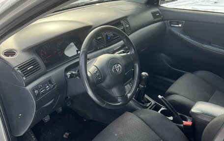 Toyota Corolla, 2005 год, 670 000 рублей, 18 фотография