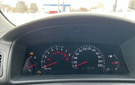 Toyota Corolla, 2005 год, 670 000 рублей, 24 фотография