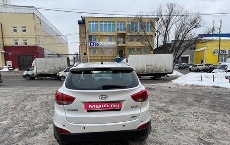 Hyundai ix35 I рестайлинг, 2012 год, 1 000 000 рублей, 5 фотография
