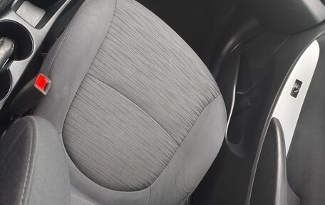 Hyundai Solaris II рестайлинг, 2015 год, 1 150 000 рублей, 13 фотография