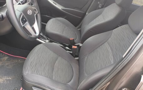 Hyundai Solaris II рестайлинг, 2015 год, 1 150 000 рублей, 14 фотография