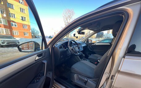 Volkswagen Tiguan II, 2020 год, 2 500 000 рублей, 6 фотография