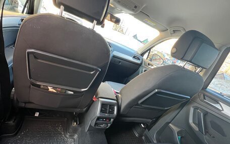 Volkswagen Tiguan II, 2020 год, 2 500 000 рублей, 12 фотография