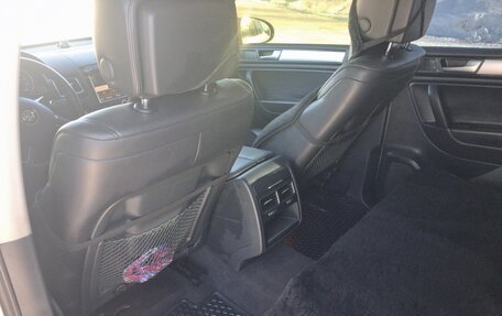 Volkswagen Touareg III, 2011 год, 2 000 000 рублей, 7 фотография