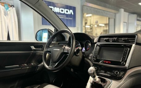 Haval H6, 2019 год, 1 600 000 рублей, 9 фотография