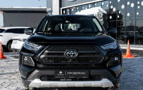 Toyota RAV4, 2025 год, 4 160 000 рублей, 3 фотография